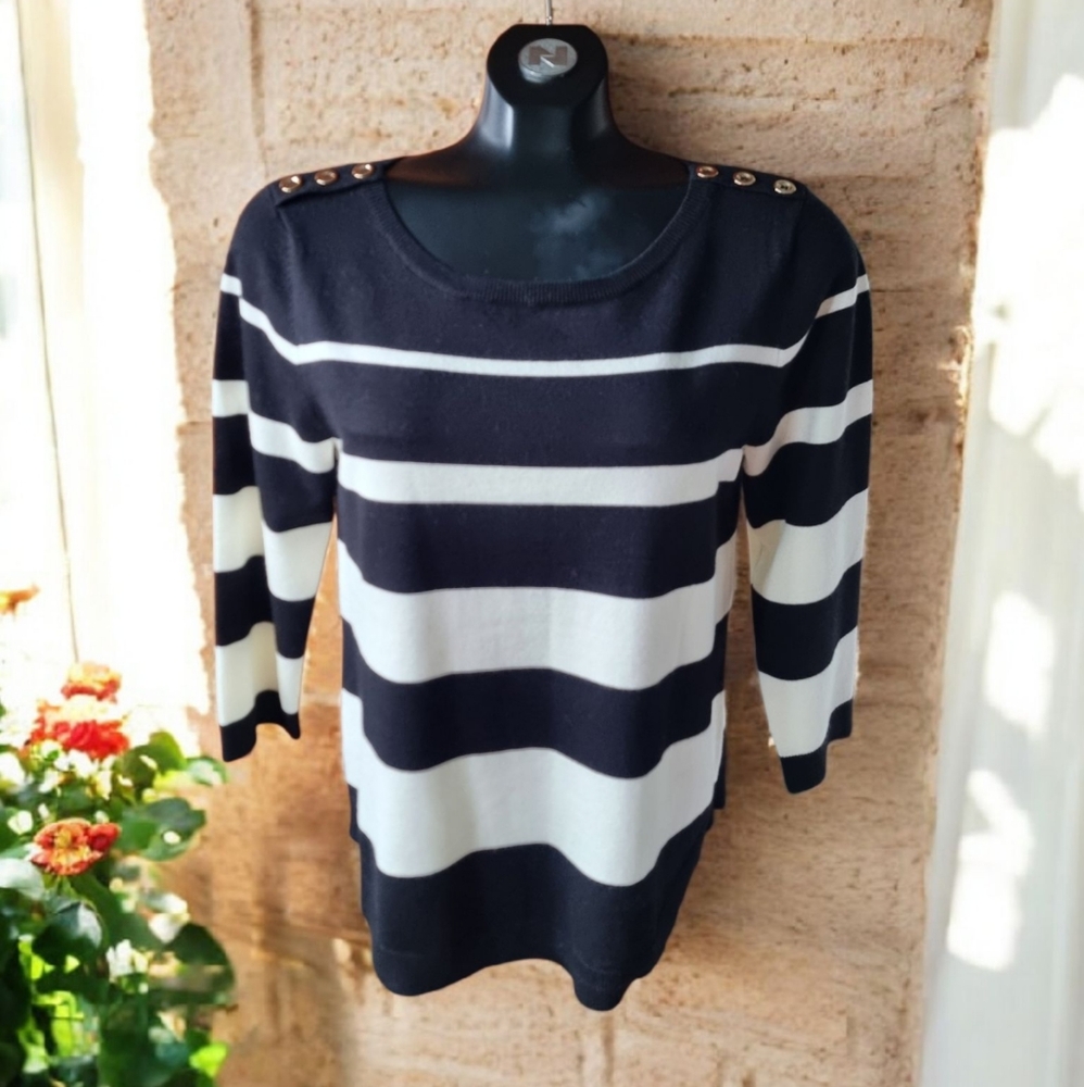 Cable & Gauge Striped Black & Cream Lightweight Sweater With Gold Buttons